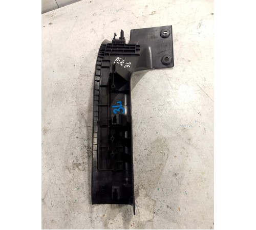 Накладка порога задняя левая