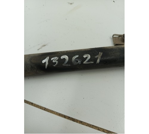 Крепление топливного бака