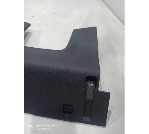 Накладка торпедо нижняя левая