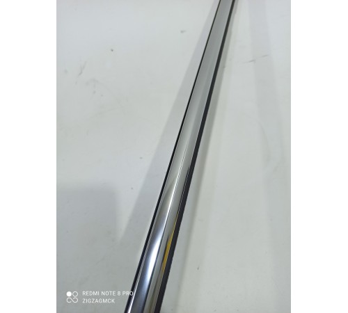 Молдинг двери(задний правый)