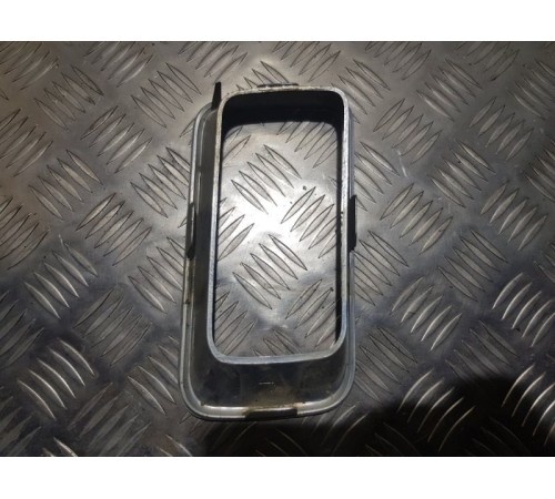 Решетка в бампер перед.