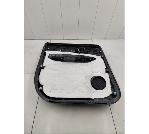 Обшивка двери задняя правая