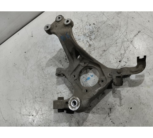 Кулак поворотный задний правый