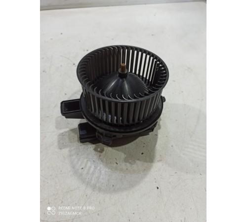 Моторчик отопителя (печки)