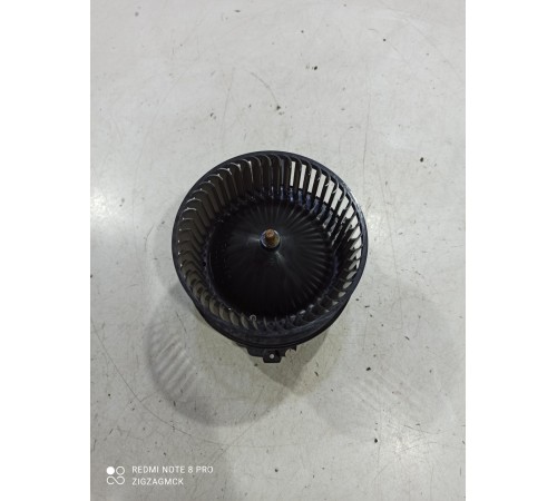 Моторчик отопителя (печки)