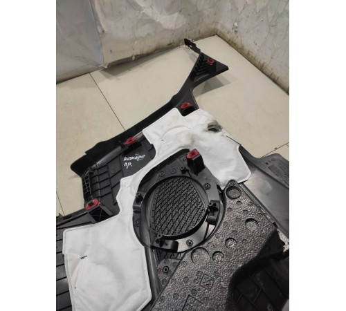 Обшивка салона (правая)