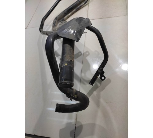 Горловина топливного бака