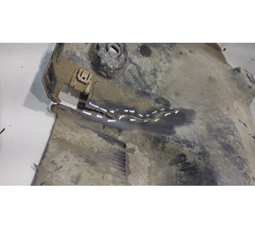 Защита днища (крышка, под основным полом) (Правая)