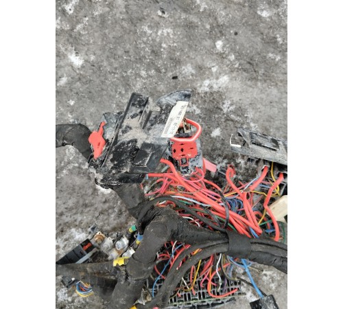 Электропроводка моторного отсека