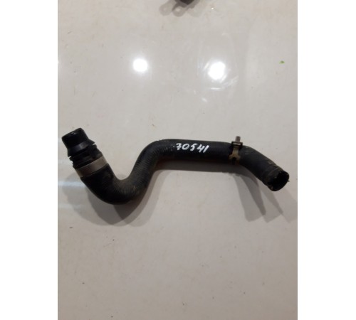 Патрубок системы охлаждения