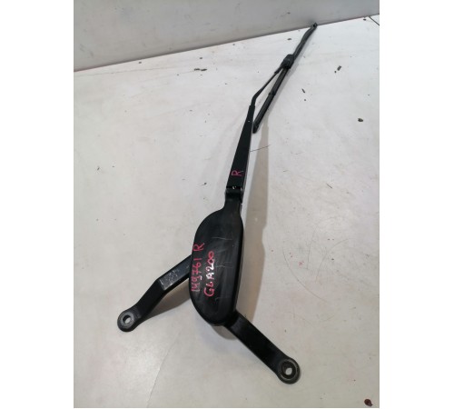 Поводок правый