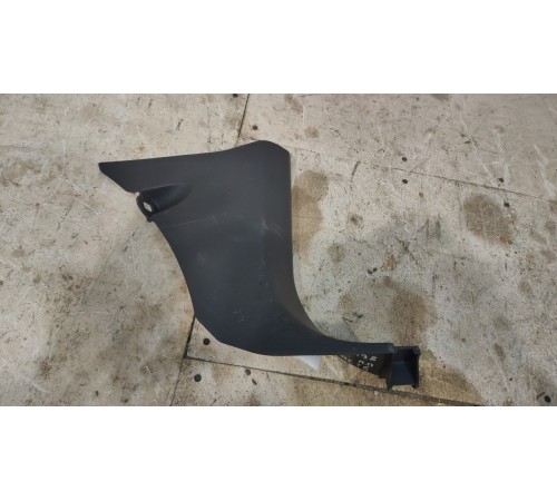 Обшивка передний правый угол