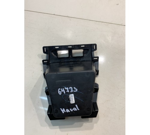 Накладка центральной консоли (задняя)