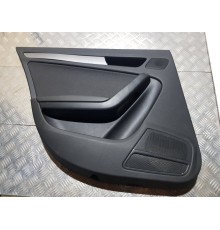 Обшивка боковой двери задн. лев.