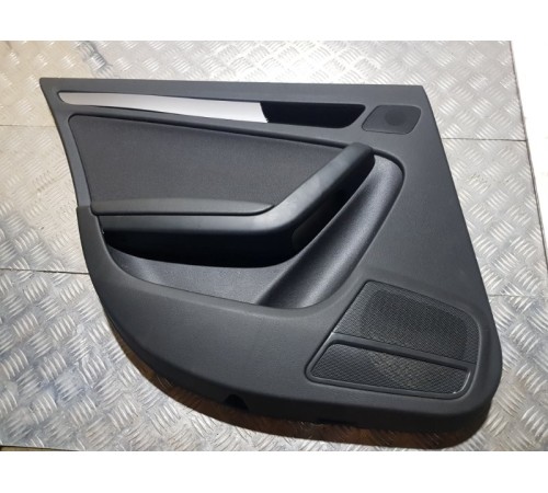 Обшивка боковой двери задн. лев.