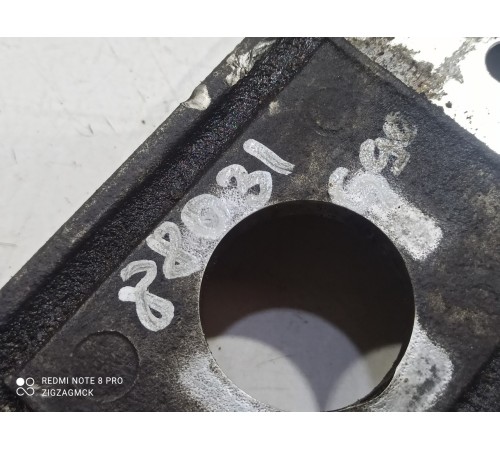 Кронштейн(крепление) коробки передач (АКПП)