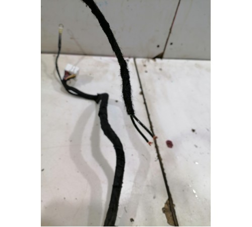 Электропроводка крышки багажника