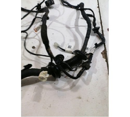 Электропроводка крышки багажника