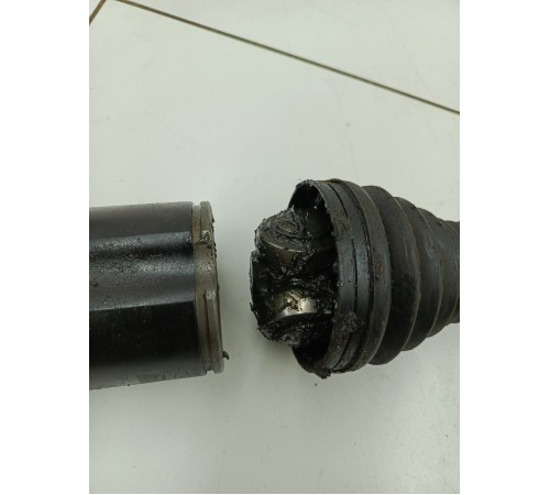 Привод полуось передний левый