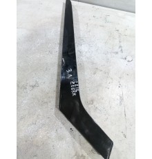 Декоративная накладка кузова задняя левая