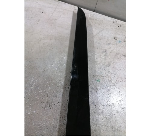 Декоративная накладка кузова задняя левая