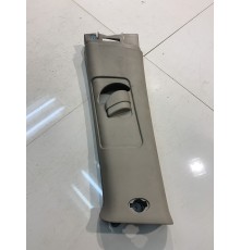 Обшивка средней стойки (левая, верхняя)