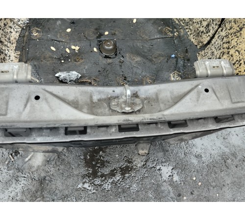 Задняя панель