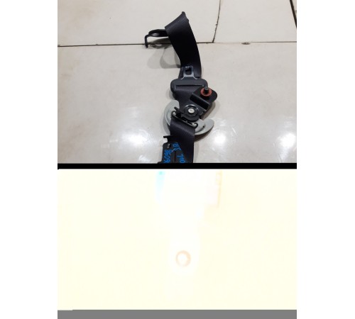 Ремень безопасности (задний правый)