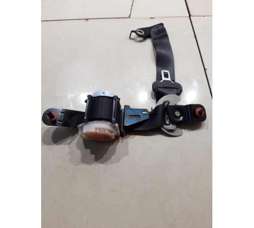 Ремень безопасности (задний правый)