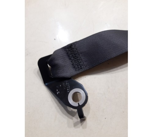 Ремень безопасности (задний правый)