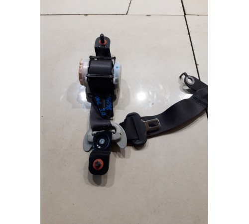 Ремень безопасности (задний правый)