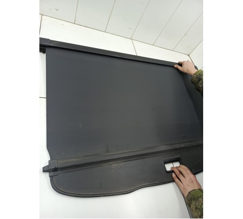 Шторка багажника выдвижная