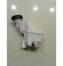 Бачок главного тормозного цилиндра