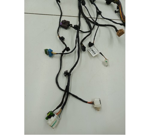 Электропроводка двери передняя левая