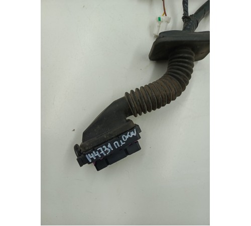 Электропроводка двери передняя левая