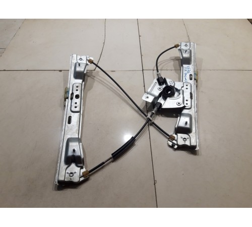 Стеклоподъемник (передний правый)