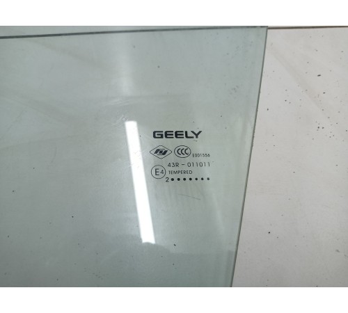 Стекло Переднее левое