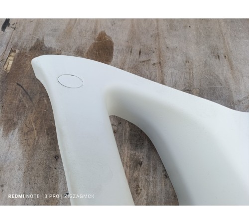 Обшивка багажника правая верхняя