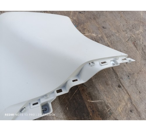 Обшивка багажника правая верхняя