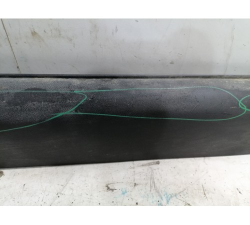 Накладка двери передняя левая