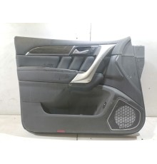 Обшивка двери передняя левая