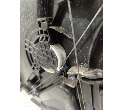 Стеклоподъемник передний левый