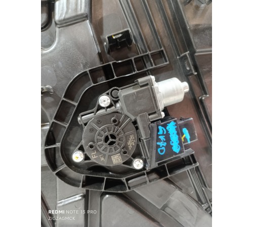 Стеклоподъемник передний левый