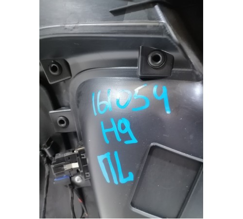 Обшивка двери передняя левая