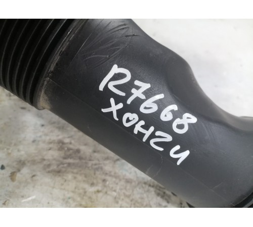 Патрубок воздушного фильтра