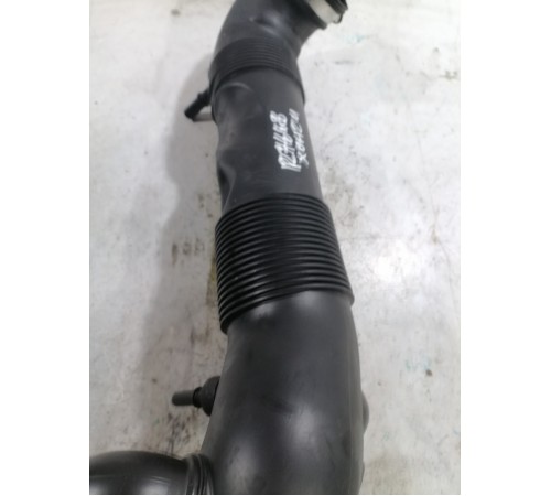 Патрубок воздушного фильтра