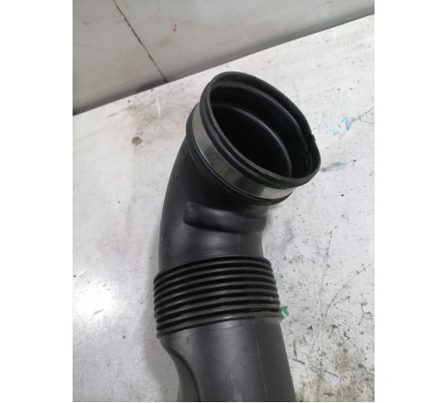 Патрубок воздушного фильтра