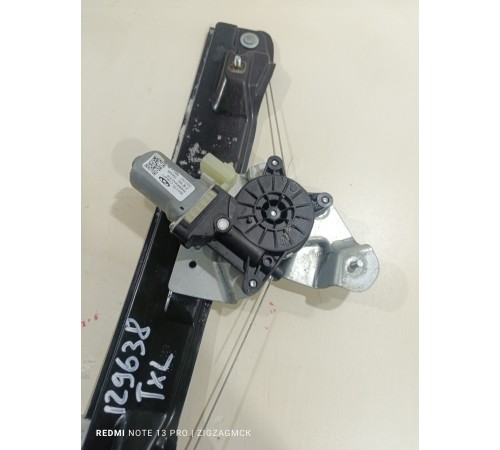 Стеклоподъемник электрический задний правый 