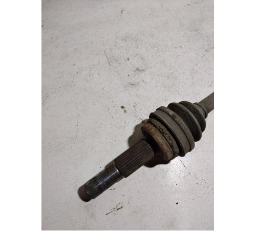 Полуось (привод)задний правый
