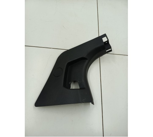 Обшивка передней стойки левая нижняя